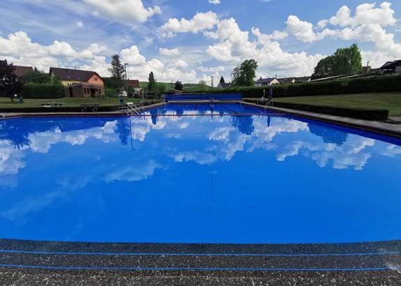 Freibad_Stadt_Wadern__c_StadtWadern