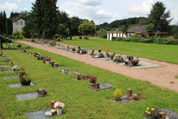 Rasenfriedhof Reihengrab Urnenbestattung